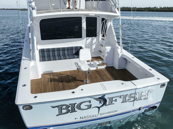 Viking-Convertible 2005-Big Fish II Nassau-Bahamas-6088202