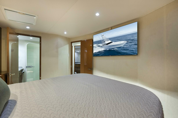 Viking-Convertible 2005-Big Fish II Nassau-Bahamas-6088237