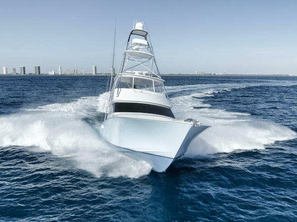 Viking-Convertible 2005-Big Fish II Nassau-Bahamas-6088191