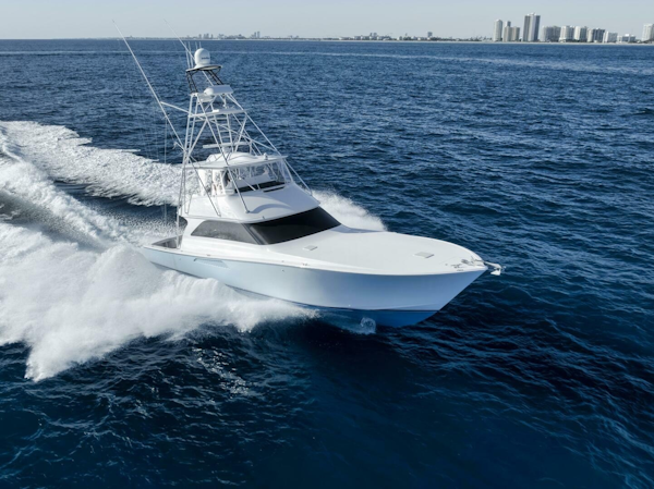 Viking-Convertible 2005-Big Fish II Nassau-Bahamas-6088189