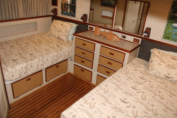 Bertram-Motor Yacht 1983-Rosalee Scottsboro-Alabama-United States-42 ft Bertram  Master Cabin-6163827
