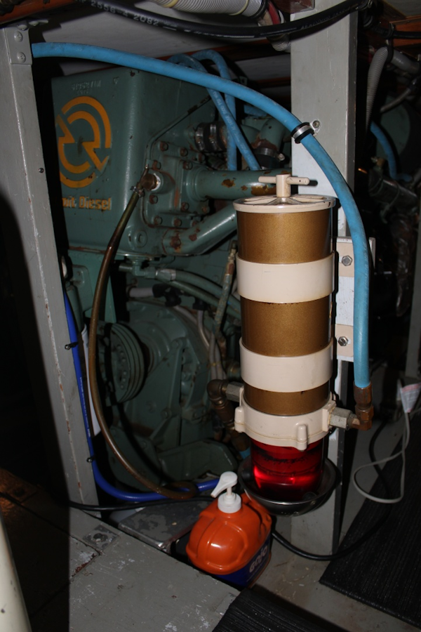 Bertram-Motor Yacht 1983-Rosalee Scottsboro-Alabama-United States-42 ft Bertram  Engine Room-6163849