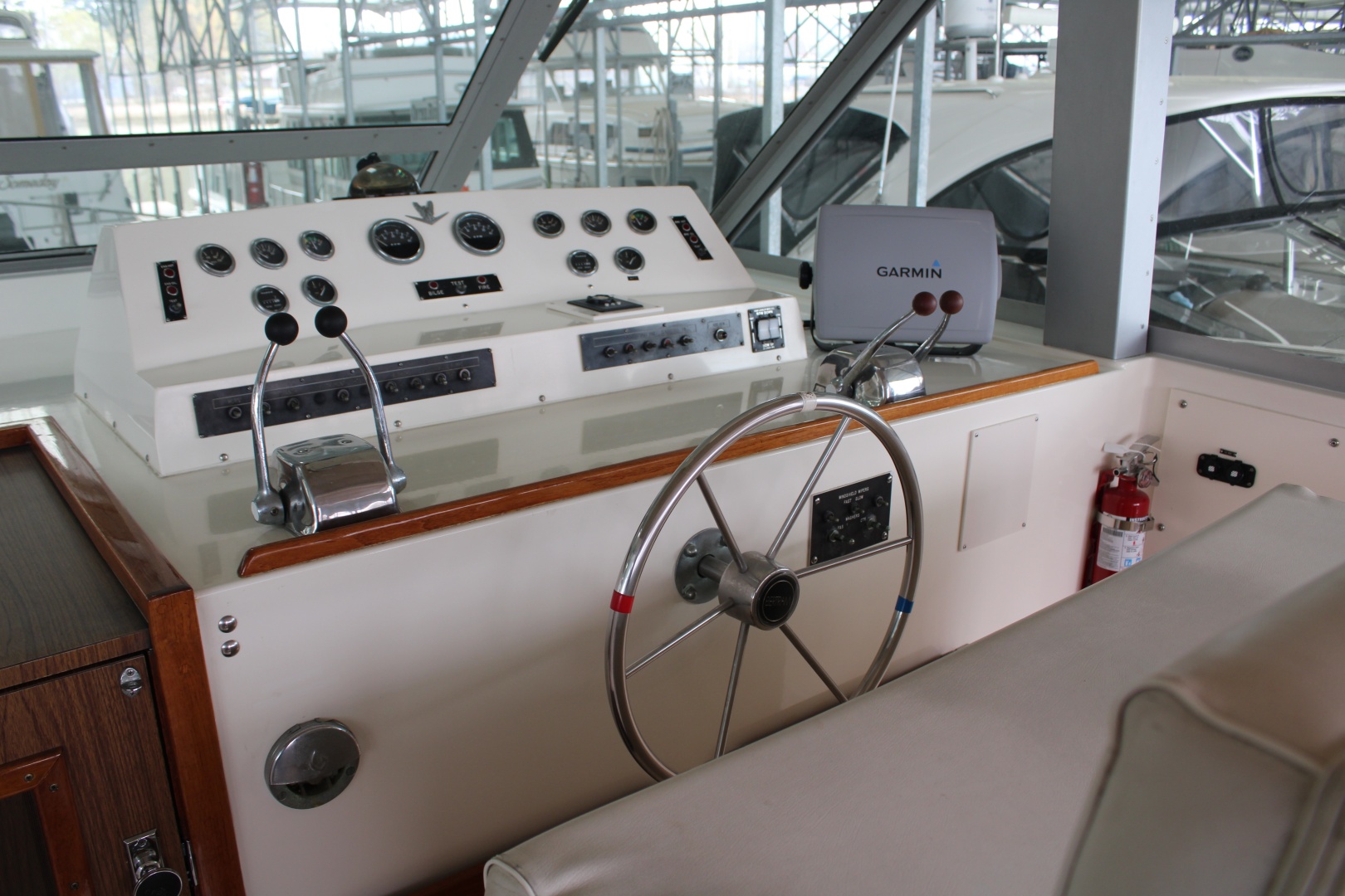 Bertram-Motor Yacht 1983-Rosalee Scottsboro-Alabama-United States-42 ft Bertram  Bridge View-6163808 | Thumbnail