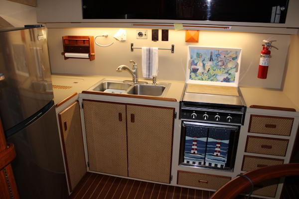 Bertram-Motor Yacht 1983-Rosalee Scottsboro-Alabama-United States-42 ft Bertram  Galley-6163824