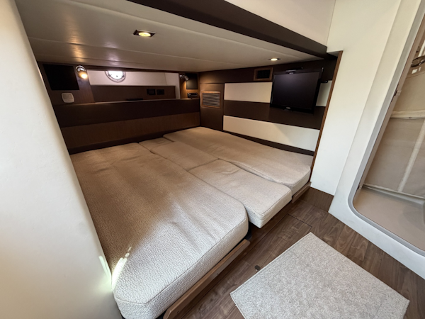 Cruisers Yachts-41 Cantius 2016 -Clinton-Connecticut-United States-6088977
