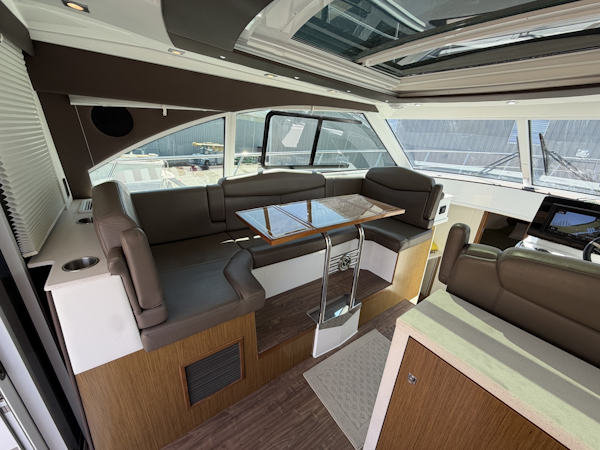 Cruisers Yachts-41 Cantius 2016 -Clinton-Connecticut-United States-6088966