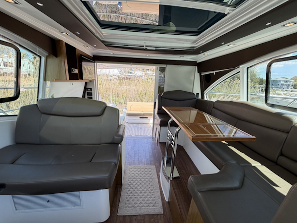 Cruisers Yachts-41 Cantius 2016 -Clinton-Connecticut-United States-6088972