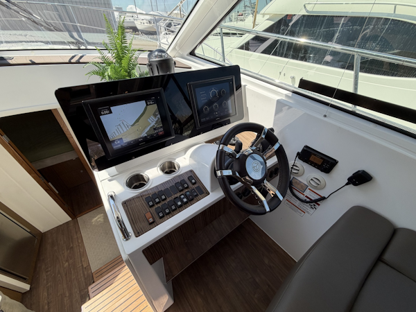 Cruisers Yachts-41 Cantius 2016 -Clinton-Connecticut-United States-6088970