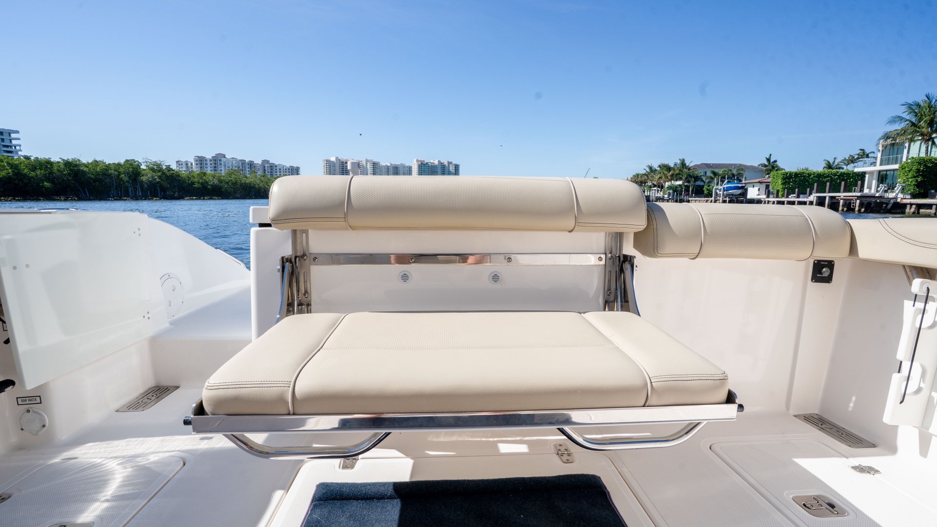 Pursuit-325 OS 2018-Offshore Asset Boca Raton -Florida-United States-6089294 | Thumbnail