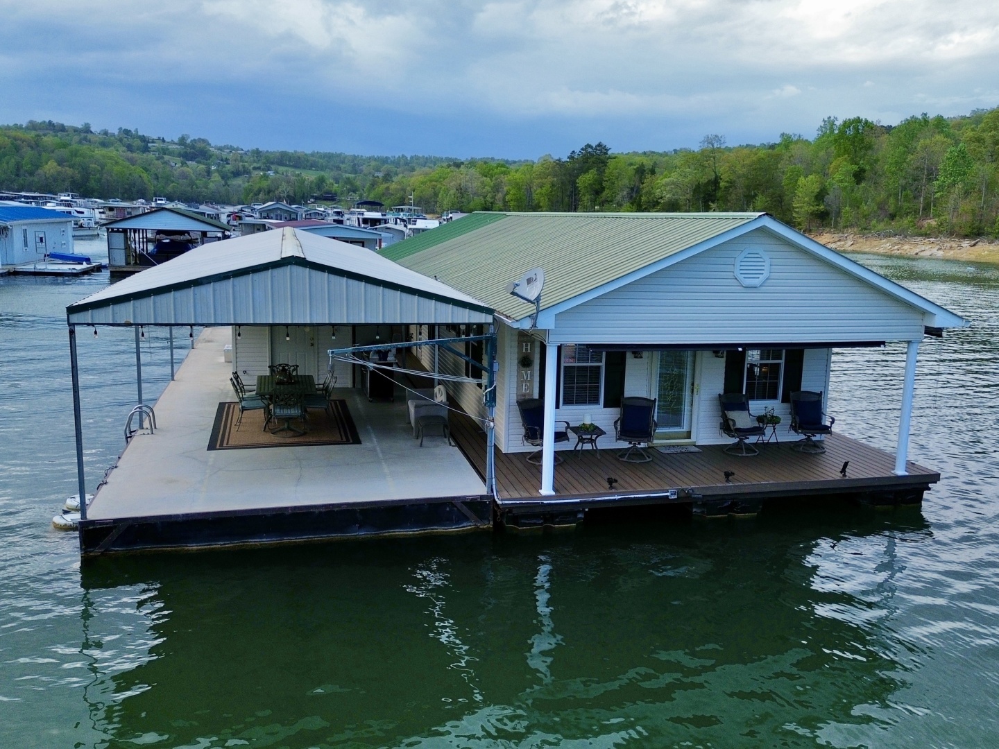 Custom-20 x 53 Floating Cabin  Approx 999/sqft 2002 -Norris Lake-Tennessee-United States-6089587 | Thumbnail