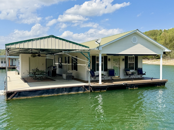Custom-20 x 53 Floating Cabin  Approx 999/sqft 2002 -Norris Lake-Tennessee-United States-6089398