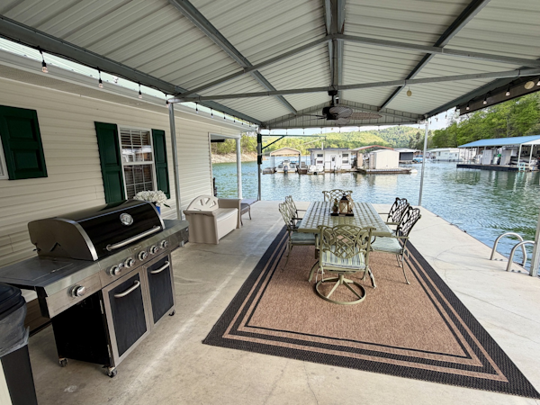 Custom-20 x 53 Floating Cabin  Approx 999/sqft 2002 -Norris Lake-Tennessee-United States-6089555