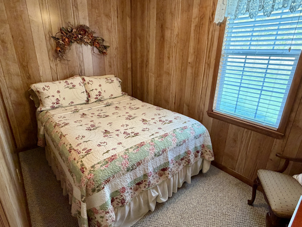 Custom-20 x 53 Floating Cabin  Approx 999/sqft 2002 -Norris Lake-Tennessee-United States-6089509