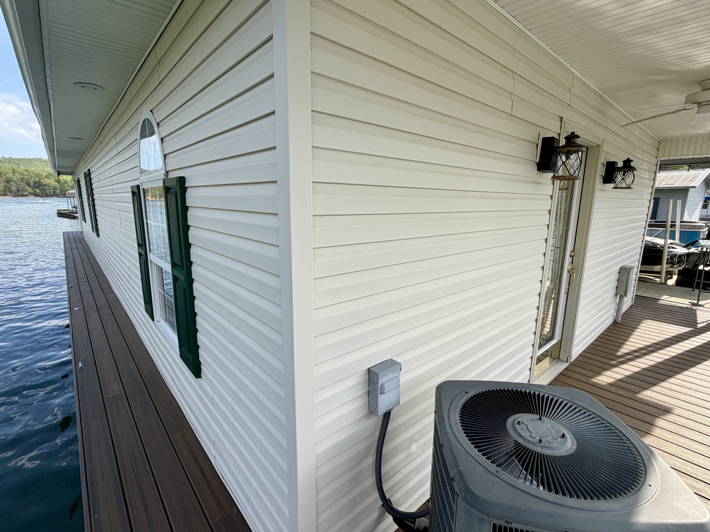 Custom-20 x 53 Floating Cabin  Approx 999/sqft 2002 -Norris Lake-Tennessee-United States-6089567 | Thumbnail