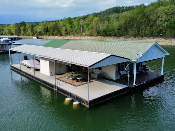 Custom-20 x 53 Floating Cabin  Approx 999/sqft 2002 -Norris Lake-Tennessee-United States-6089595