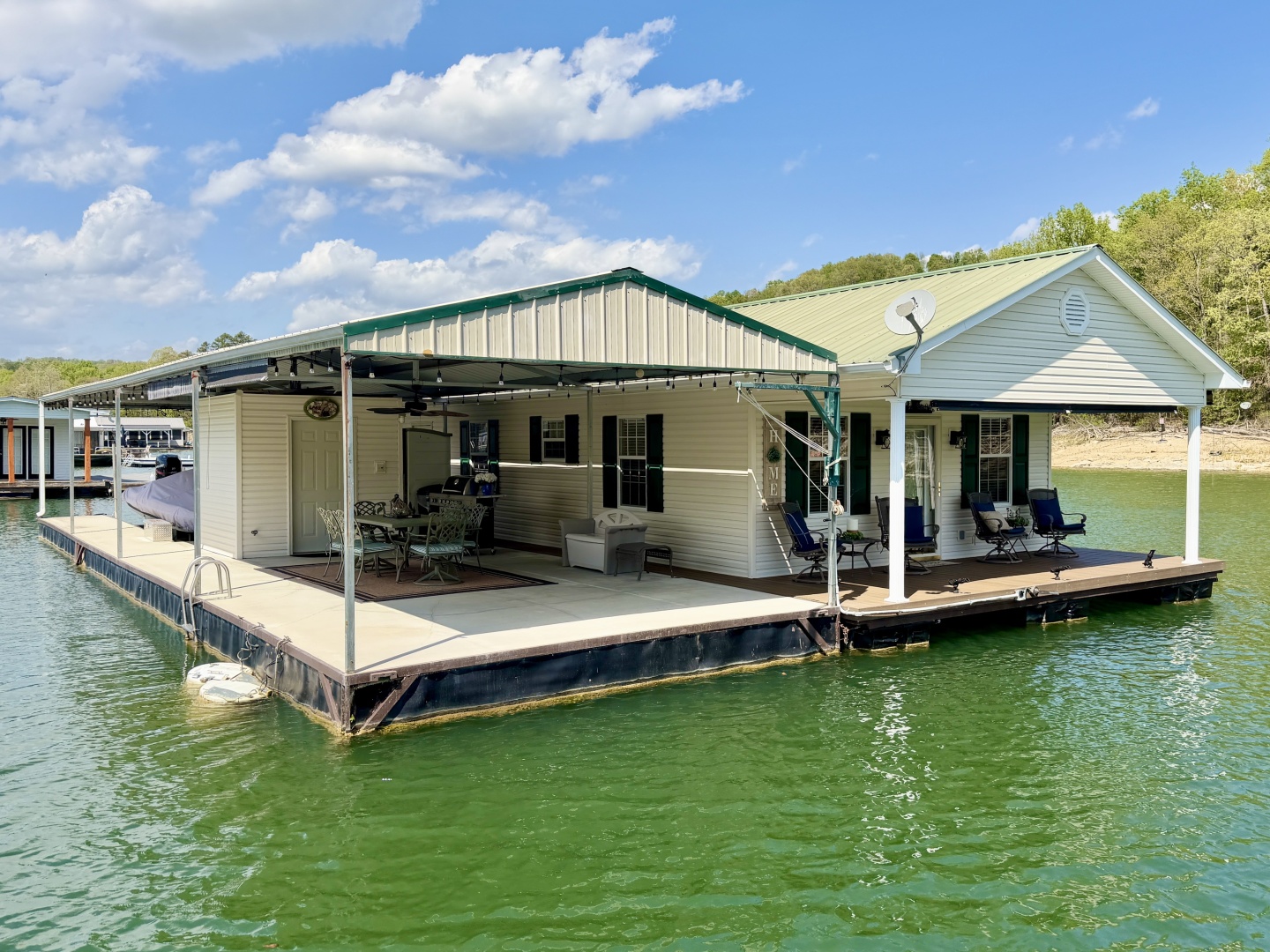 Custom-20 x 53 Floating Cabin  Approx 999/sqft 2002 -Norris Lake-Tennessee-United States-6089371 | Thumbnail