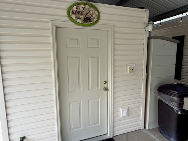 Custom-20 x 53 Floating Cabin  Approx 999/sqft 2002 -Norris Lake-Tennessee-United States-6089559