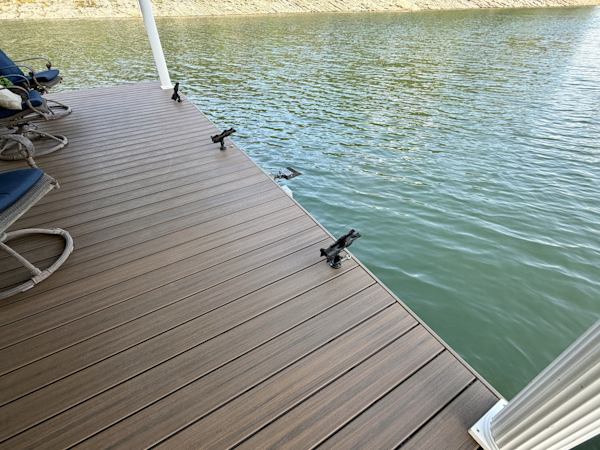Custom-20 x 53 Floating Cabin  Approx 999/sqft 2002 -Norris Lake-Tennessee-United States-6089575