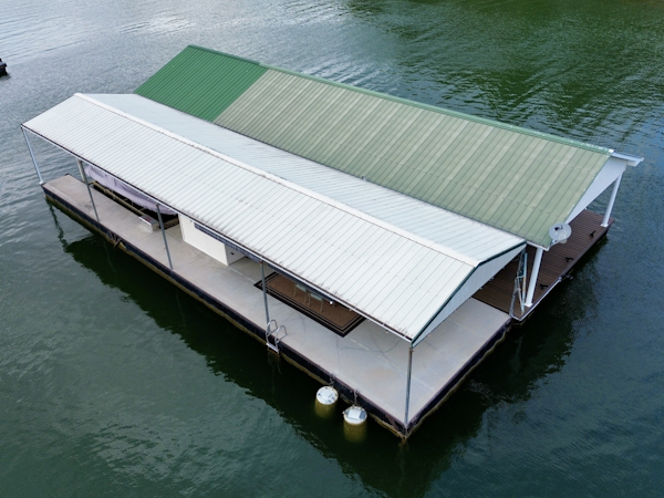 Custom-20 x 53 Floating Cabin  Approx 999/sqft 2002 -Norris Lake-Tennessee-United States-6089593