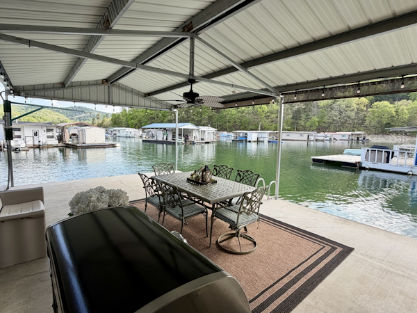Custom-20 x 53 Floating Cabin  Approx 999/sqft 2002 -Norris Lake-Tennessee-United States-6089554