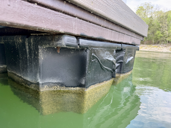 Custom-20 x 53 Floating Cabin  Approx 999/sqft 2002 -Norris Lake-Tennessee-United States-6089581