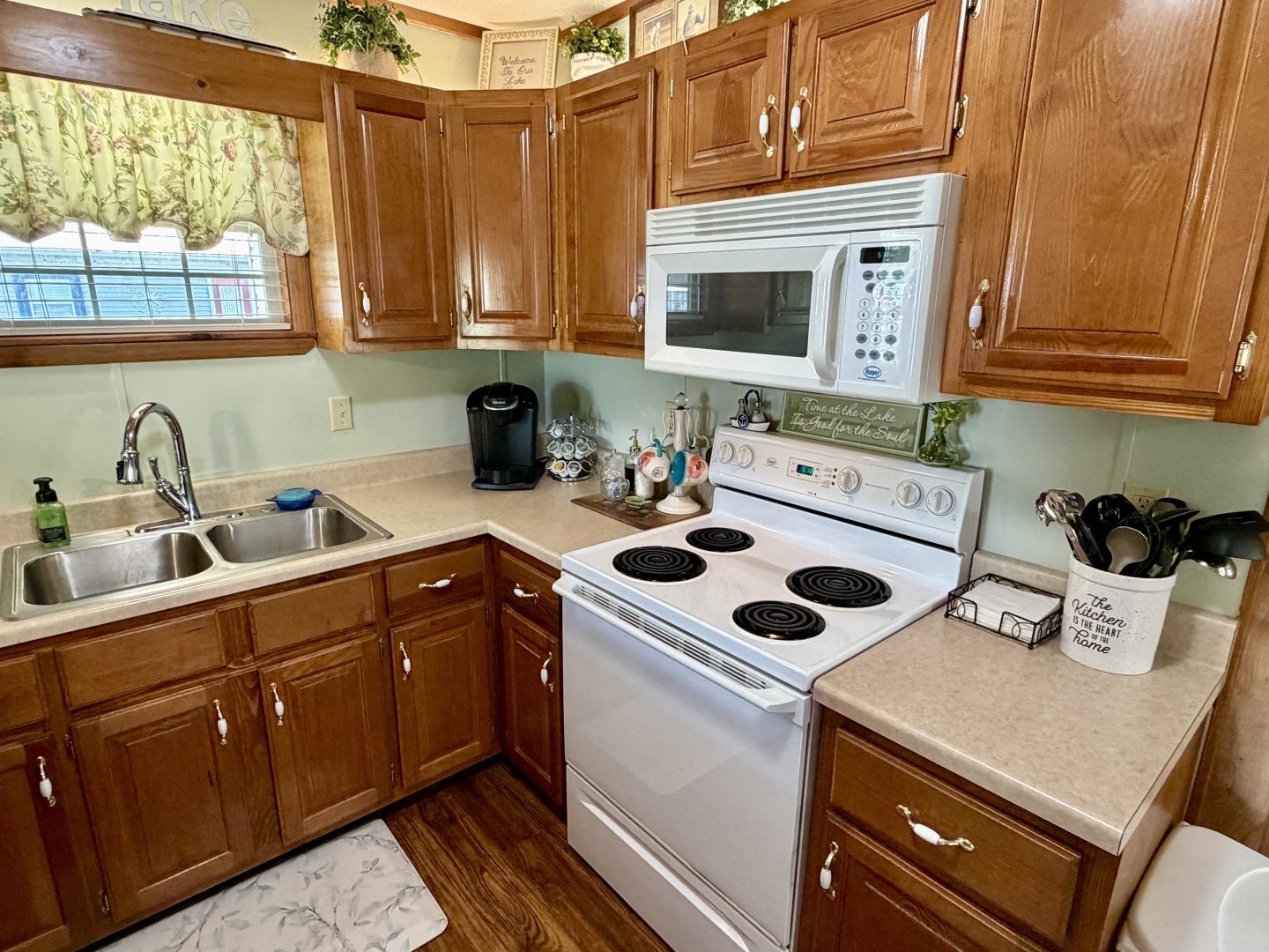 Custom-20 x 53 Floating Cabin  Approx 999/sqft 2002 -Norris Lake-Tennessee-United States-6089467 | Thumbnail