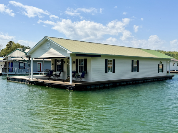 Custom-20 x 53 Floating Cabin  Approx 999/sqft 2002 -Norris Lake-Tennessee-United States-6089400
