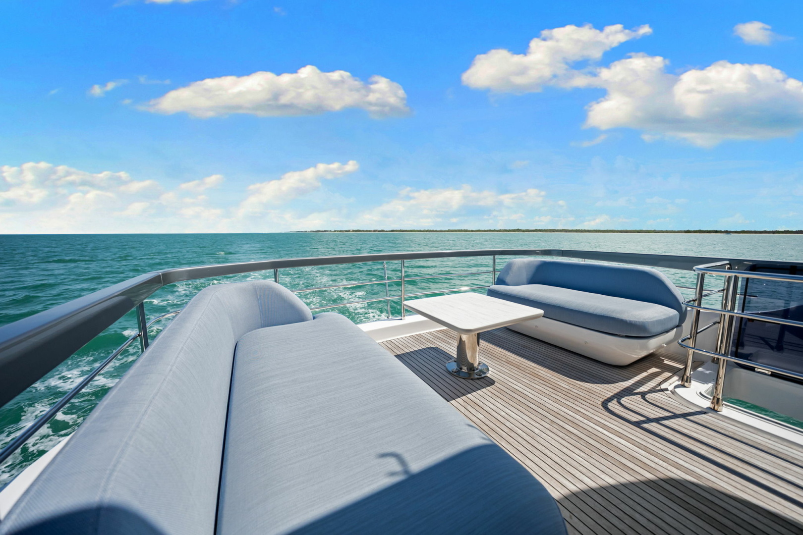 Azimut-68 FLY 2025 -Naples-Florida-United States-6089652 | Thumbnail