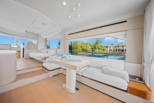 Azimut-68 FLY 2025 -Naples-Florida-United States-6089622