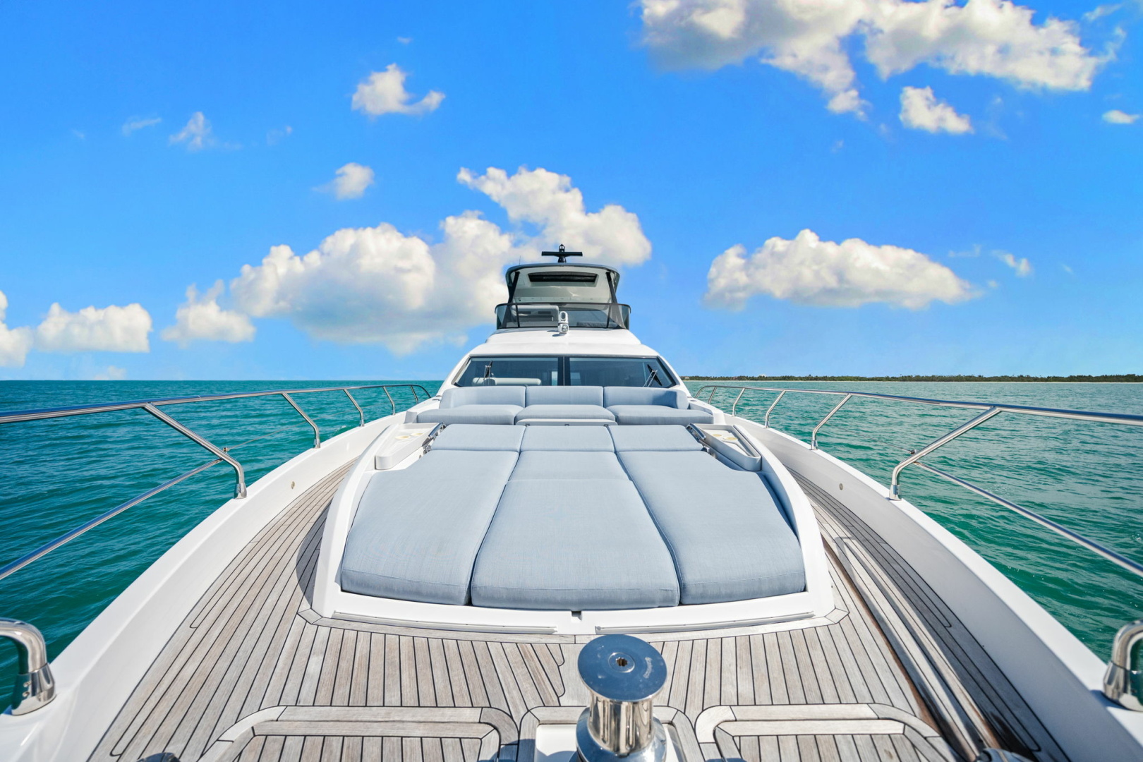 Azimut-68 FLY 2025 -Naples-Florida-United States-6089646 | Thumbnail