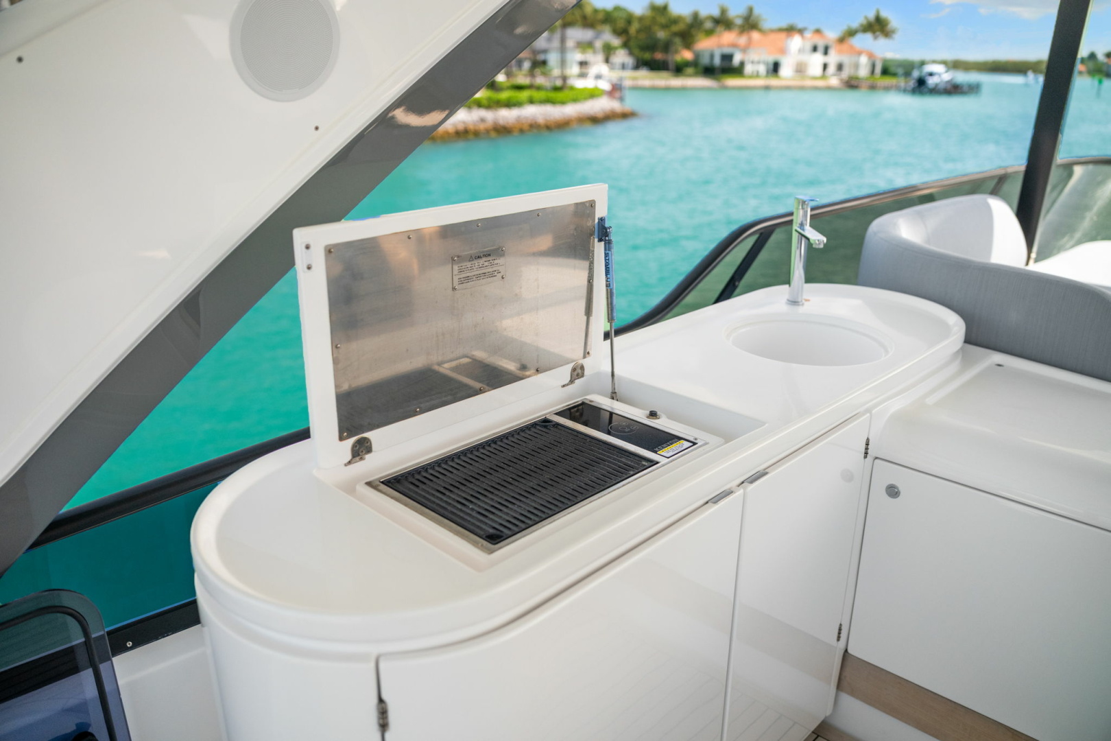 Azimut-68 FLY 2025 -Naples-Florida-United States-6089663 | Thumbnail