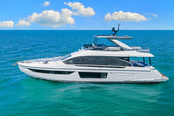 Azimut-68 FLY 2025 -Naples-Florida-United States-6089611