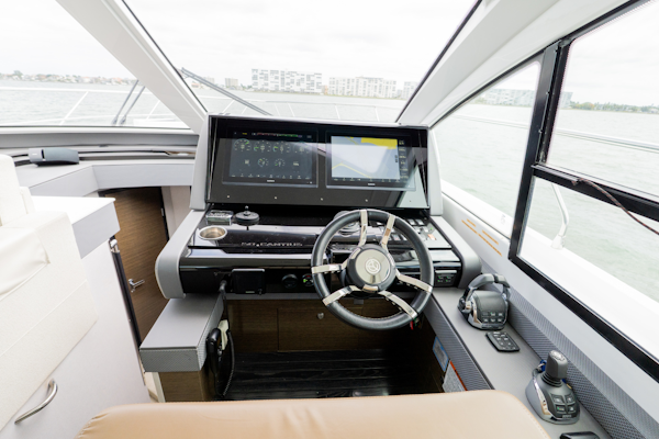 Cruisers Yachts-50 CANTIUS 2018 -St Petersburg-Florida-United States-6089725
