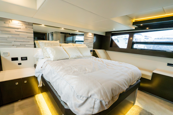 Cruisers Yachts-50 CANTIUS 2018 -St Petersburg-Florida-United States-6089750