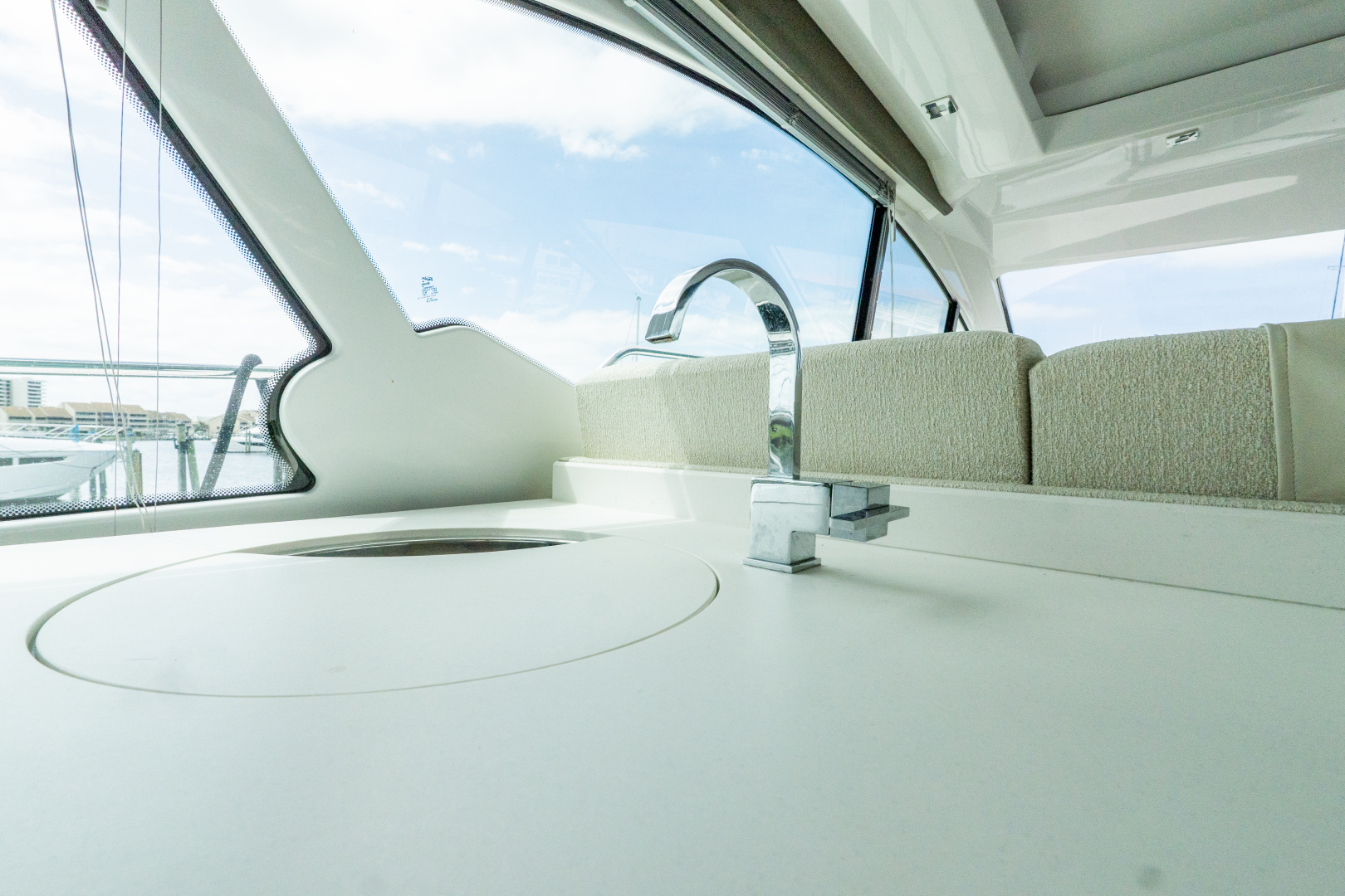 Cruisers Yachts-50 CANTIUS 2018 -St Petersburg-Florida-United States-6089751 | Thumbnail