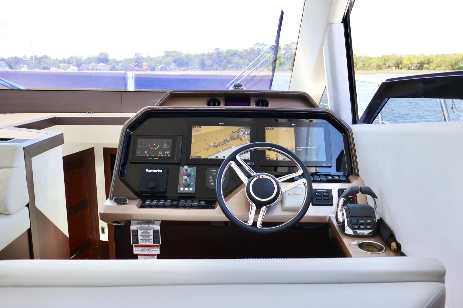 Galeon-500 FLY 2022 -Jacksonville Beach-Florida-United States-6089827 | Thumbnail