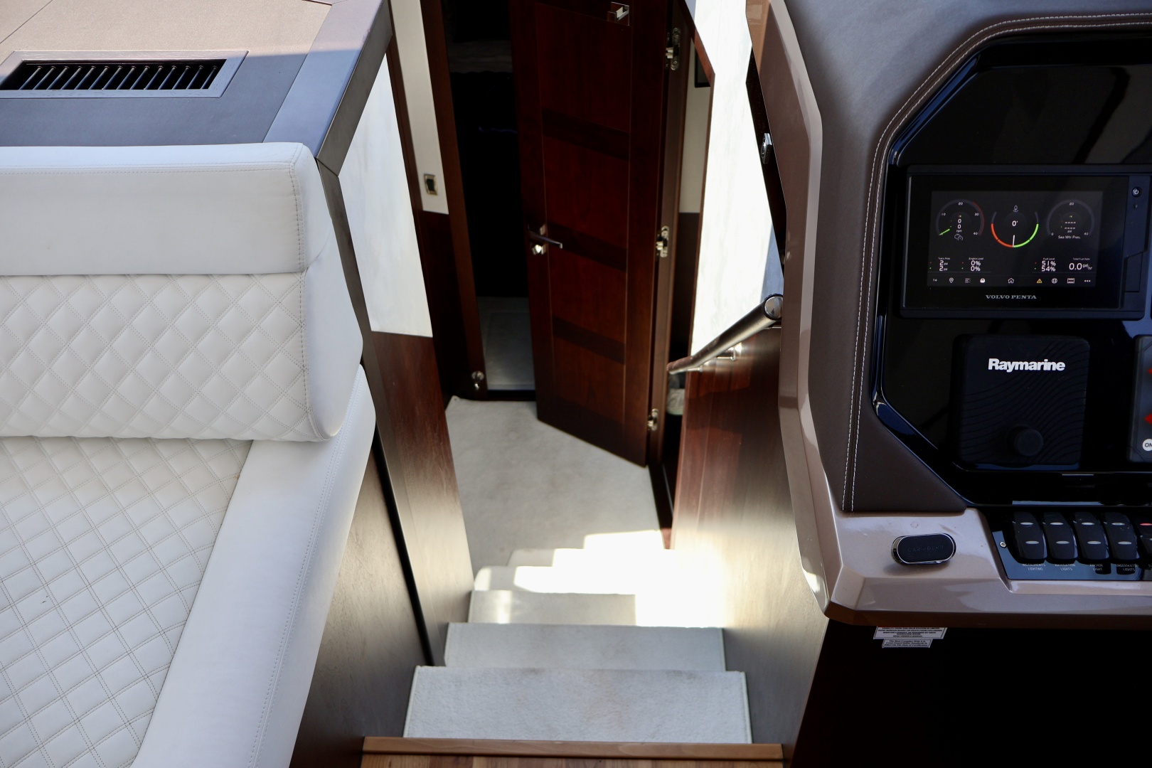 Galeon-500 FLY 2022 -Jacksonville Beach-Florida-United States-6089828 | Thumbnail