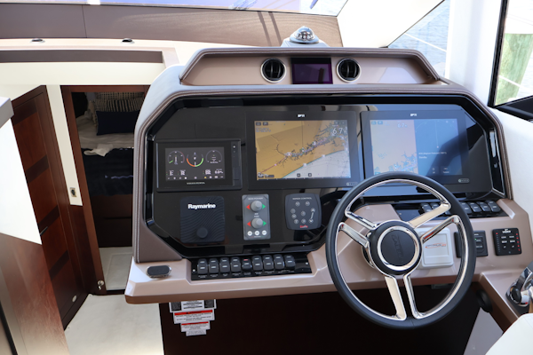 Galeon-500 FLY 2022 -Jacksonville Beach-Florida-United States-6089822