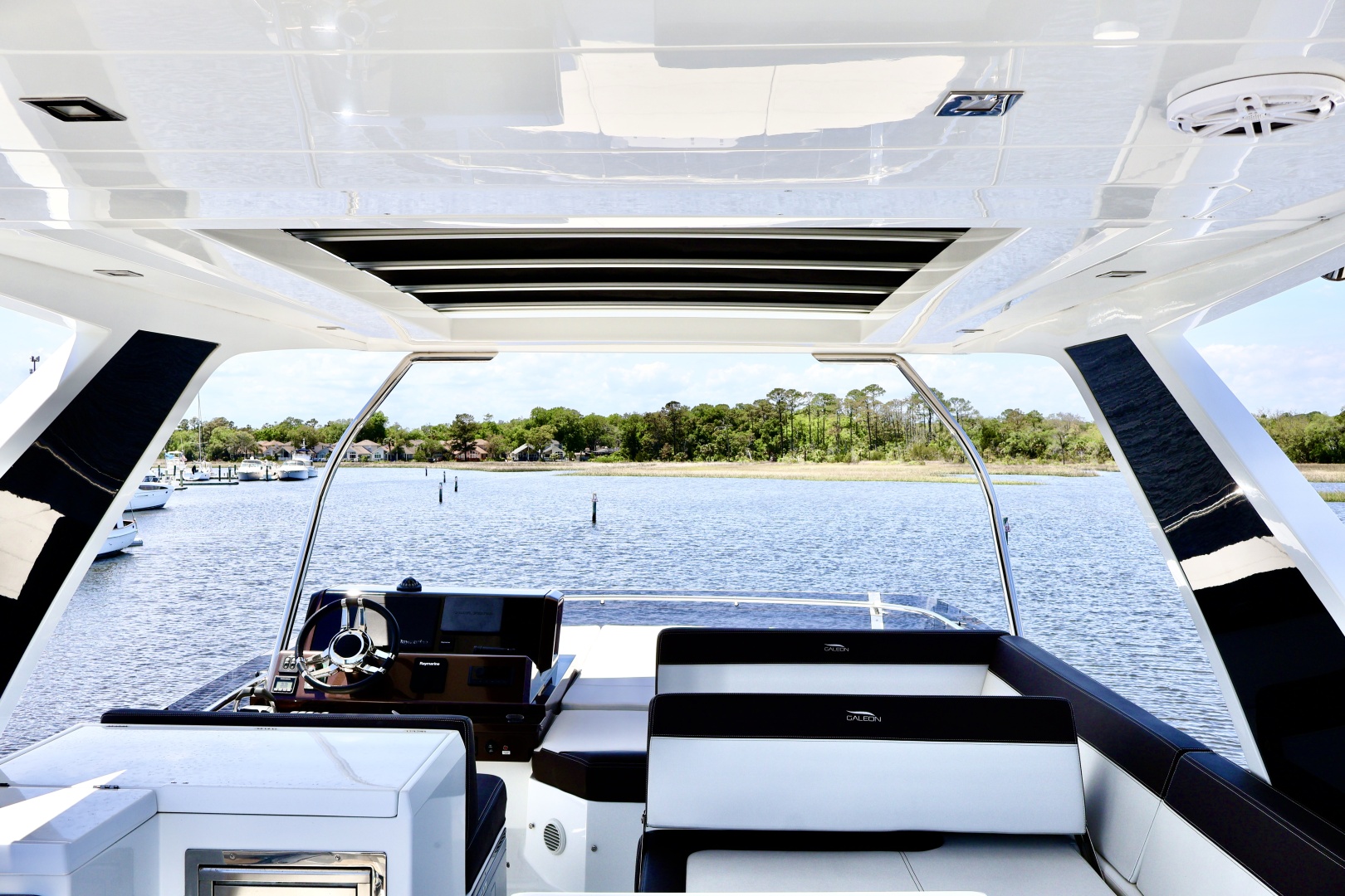 Galeon-500 FLY 2022 -Jacksonville Beach-Florida-United States-6089797 | Thumbnail