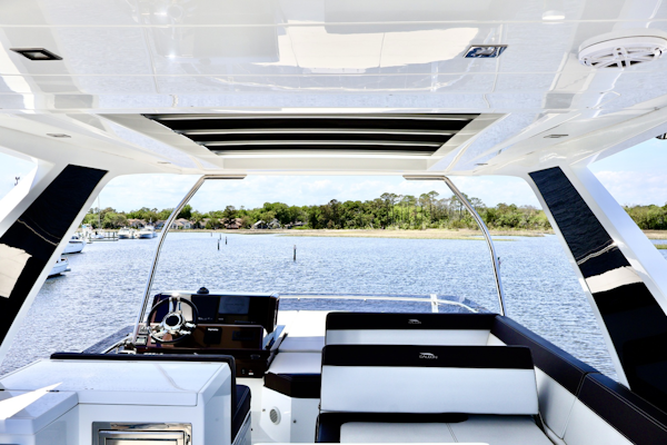 Galeon-500 FLY 2022 -Jacksonville Beach-Florida-United States-6089797