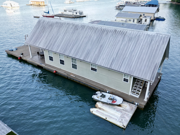 Custom-20 x 43 Floating Cabin  Approx 812sqft 2006 -Norris Lake-Tennessee-United States-6089923