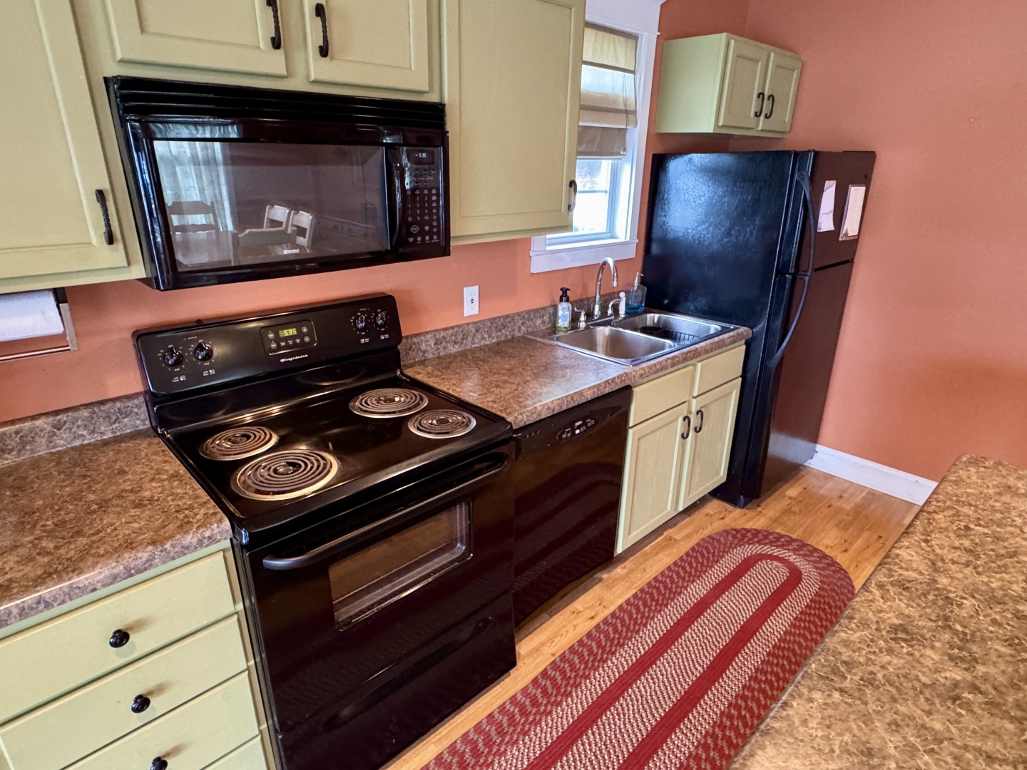 Custom-20 x 43 Floating Cabin  Approx 812sqft 2006 -Norris Lake-Tennessee-United States-6089943 | Thumbnail