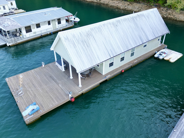Custom-20 x 43 Floating Cabin  Approx 812sqft 2006 -Norris Lake-Tennessee-United States-6089925