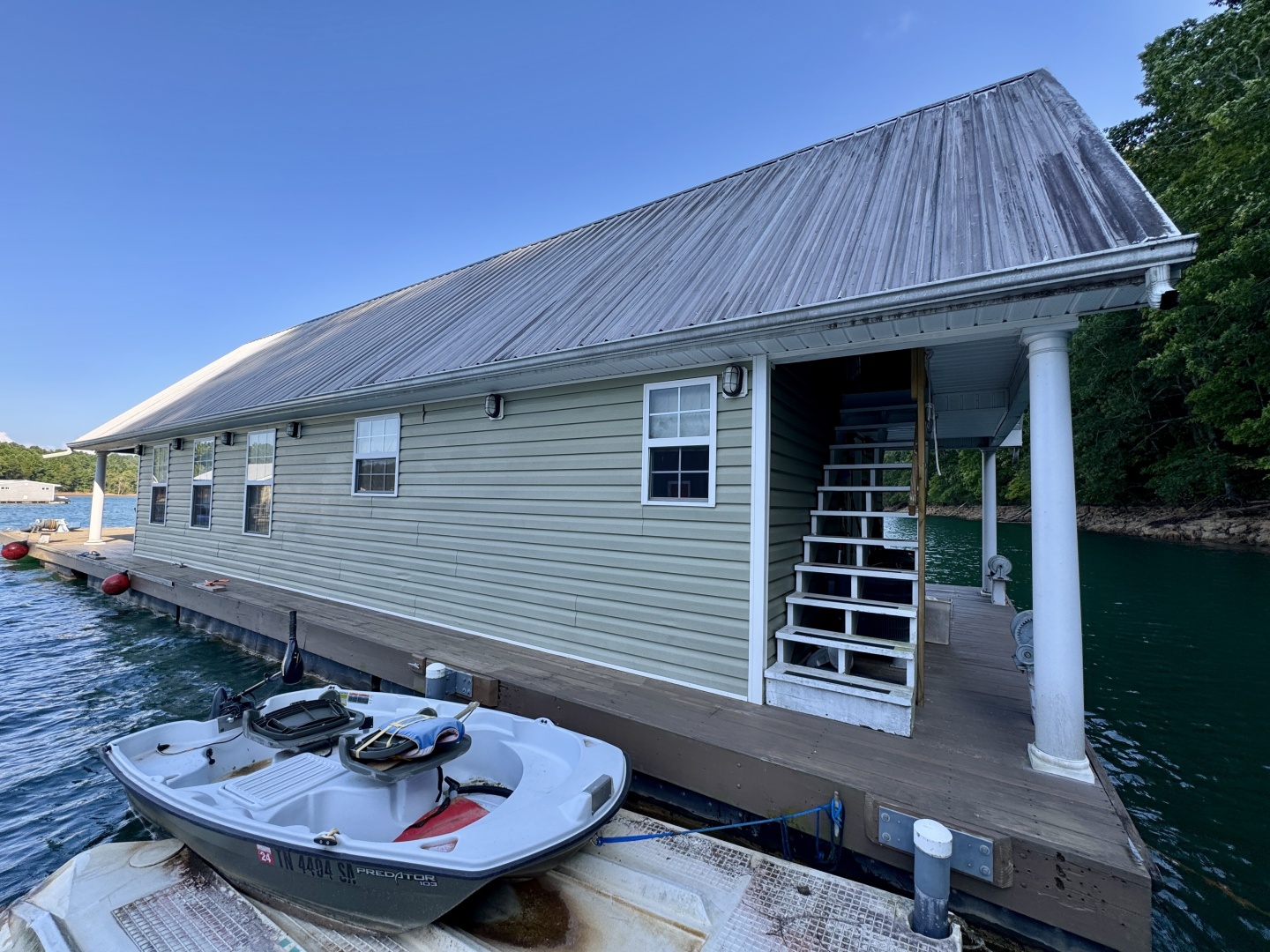 Custom-20 x 43 Floating Cabin  Approx 812sqft 2006 -Norris Lake-Tennessee-United States-6089997 | Thumbnail