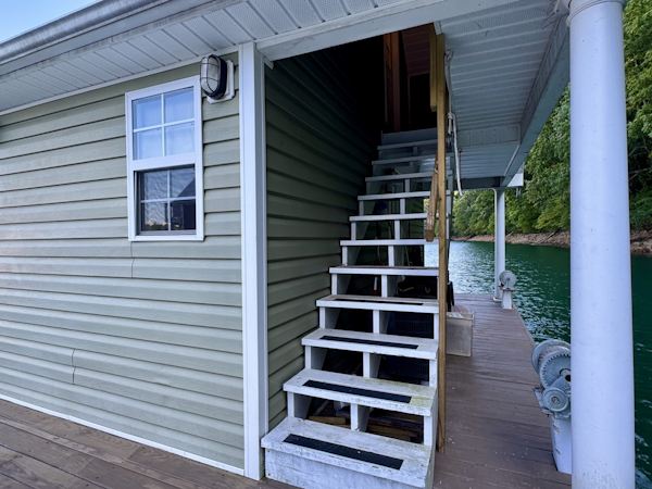 Custom-20 x 43 Floating Cabin  Approx 812sqft 2006 -Norris Lake-Tennessee-United States-6089975