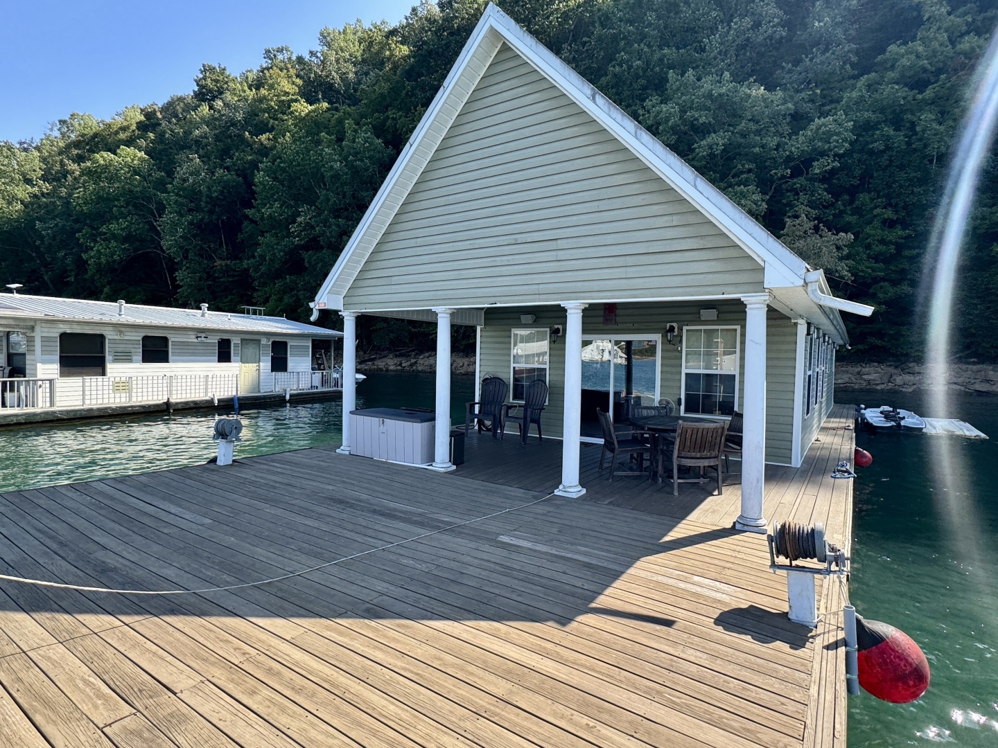 Custom-20 x 43 Floating Cabin  Approx 812sqft 2006 -Norris Lake-Tennessee-United States-6089928 | Thumbnail