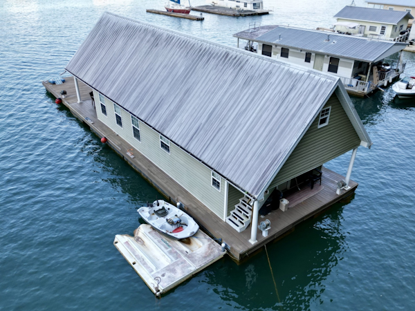Custom-20 x 43 Floating Cabin  Approx 812sqft 2006 -Norris Lake-Tennessee-United States-6089922