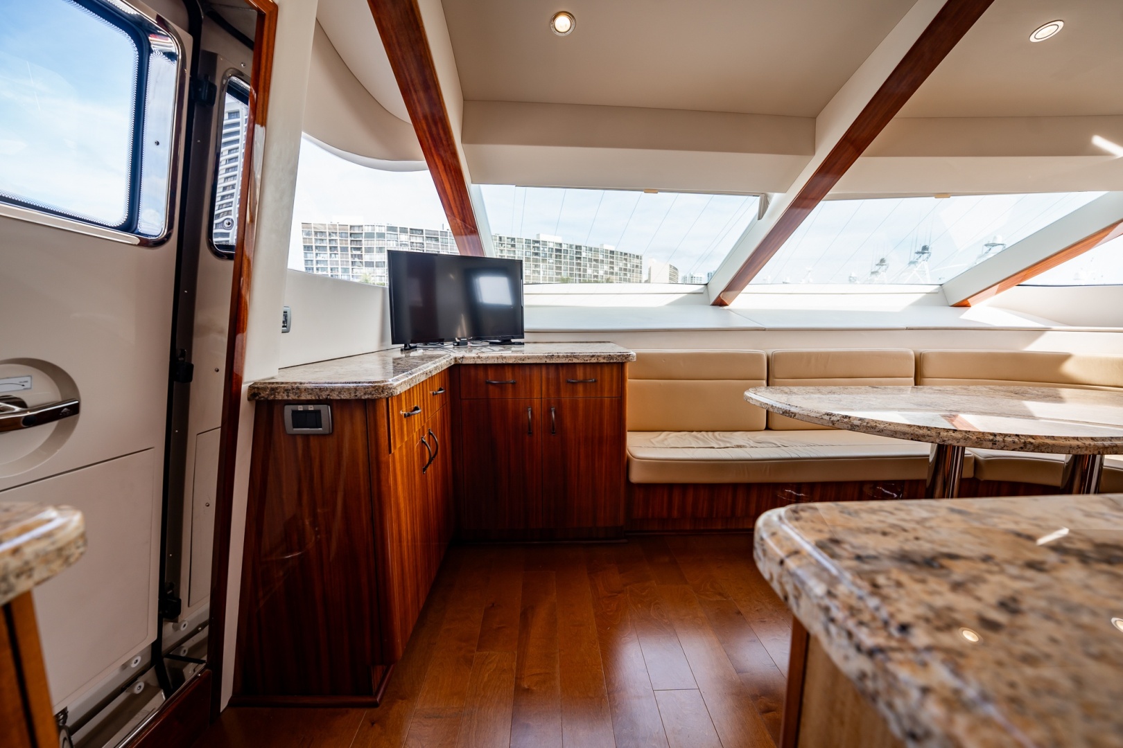 Hatteras 2012-Breakaway North Palm Beach-Florida-United States-6108160 | Thumbnail