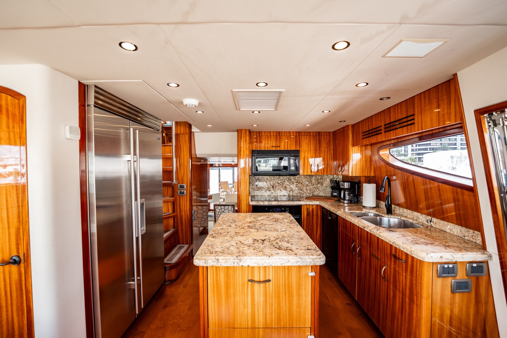 Hatteras 2012-Breakaway North Palm Beach-Florida-United States-6108162 | Thumbnail