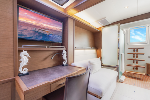 Lagoon-630 Motor Yacht 2018-PLAYTIME Nassau-Bahamas-6249773